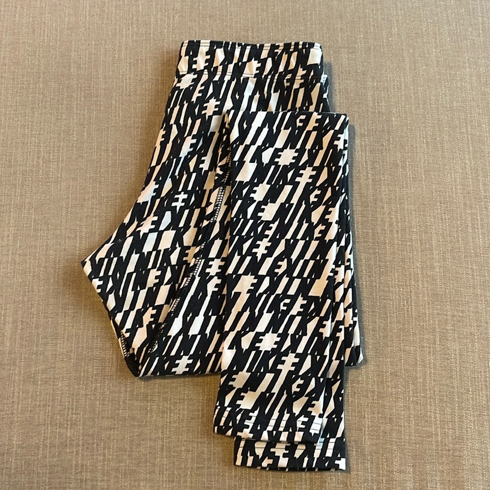 Nike- Full length legging